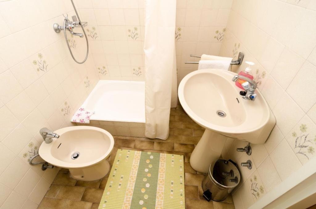 Apartments Anka Trsteno Bagian luar foto