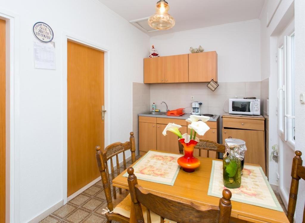 Apartments Anka Trsteno Bagian luar foto
